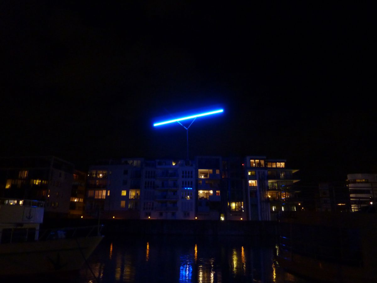 Einige Meter weiter überspannt der Blue Dancer die Fulda zwischen der Oberneustadt und der neuen Unterneustadt.